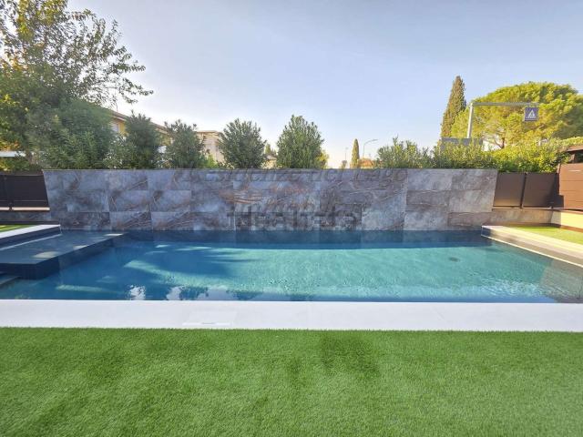 Appartamento in vendita di 255 m² in Località Vecchi, 1