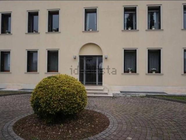 Appartamento in vendita di 255 m² in Strada Ponte dei Carri, 37