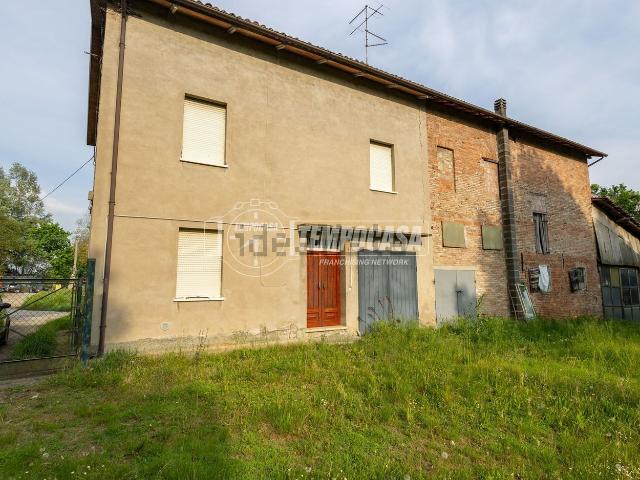 Appartamento in vendita di 256 m² in Via del Quaresimo, 11