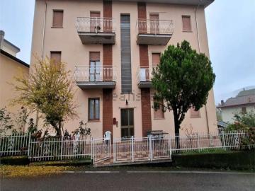 Appartamento in vendita di 257 m² in Via Cerreto, 3