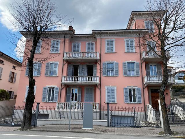 Appartamento in vendita di 257 m² in Via Roma, 18