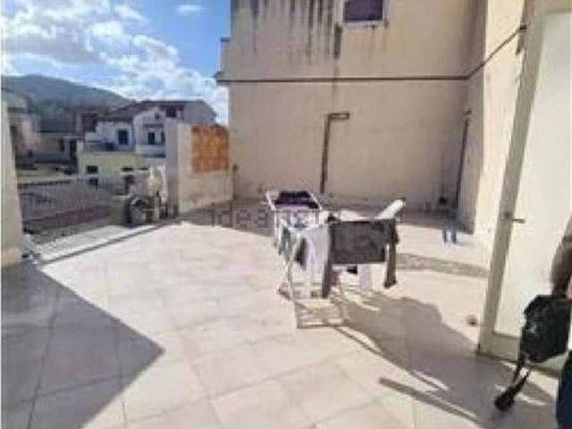 Appartamento in vendita di 258 m² in Via Cristoforo Colombo