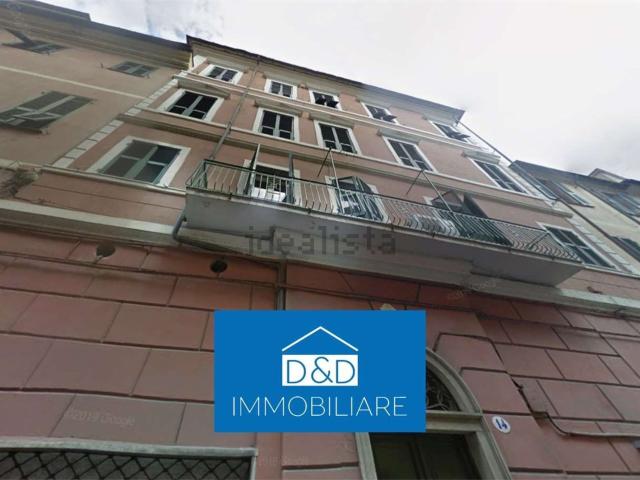 Appartamento in vendita di 259 m² in Via Felice Cascione, 30