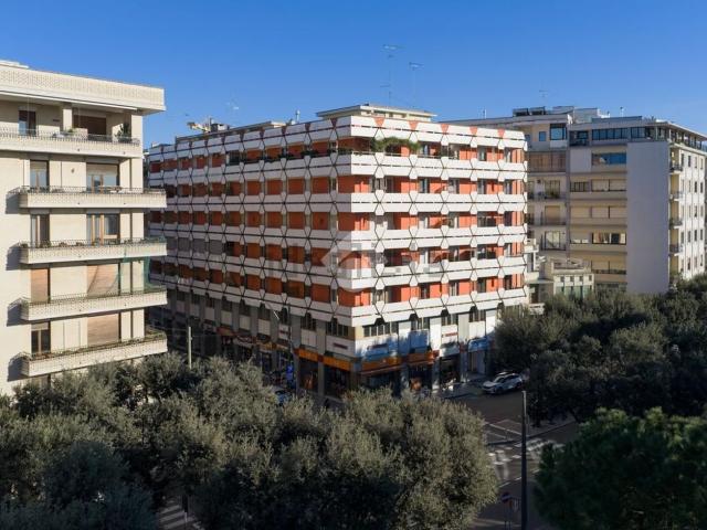 Appartamento in vendita di 259 m² in Via San Francesco D&apos Assisi, 15