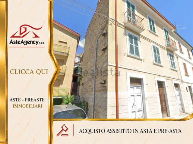 Appartamento in vendita di 259 m² in Via Rocca, 1