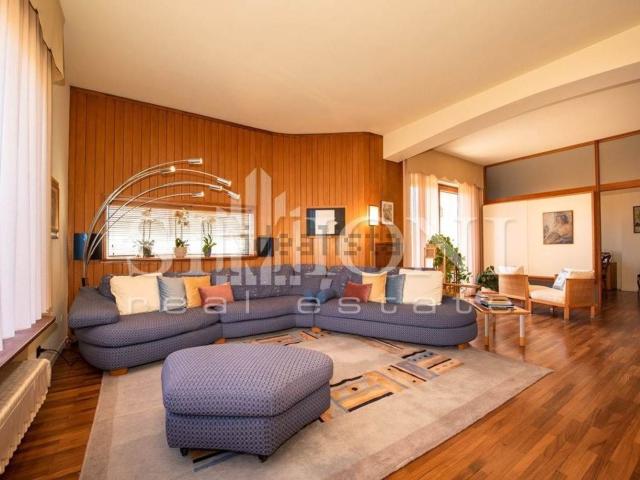 Appartamento in vendita di 260 m²