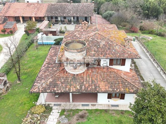Appartamento in vendita di 260 m² in Via Caselle, 6