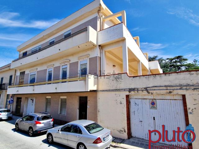 Appartamento in vendita di 260 m² in Via Libertà, 93