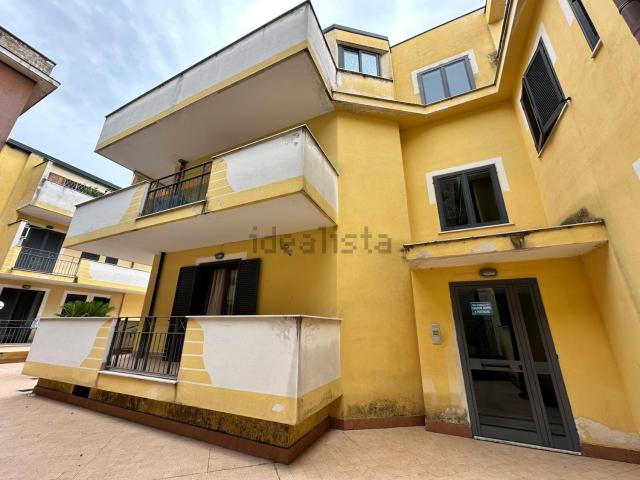 Appartamento in vendita di 260 m² in Via Montella, 46