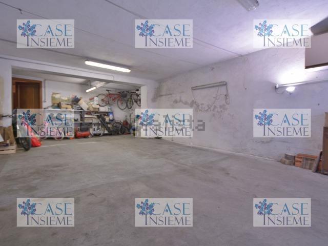 Appartamento in vendita di 260 m² in Via Matteo Oliveri, 9