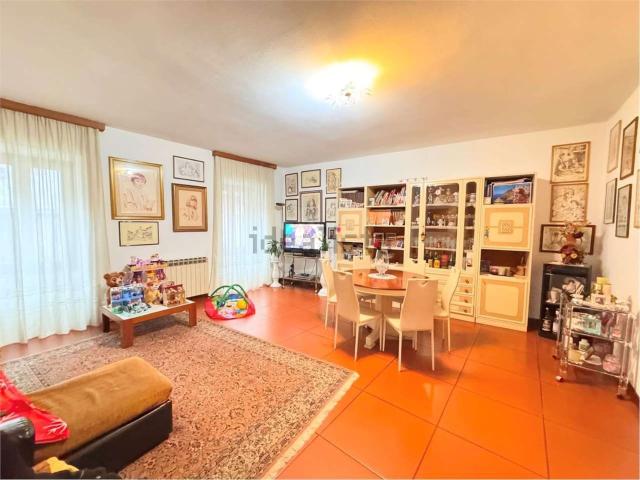 Appartamento in vendita di 260 m² in Via Nazionale, 44