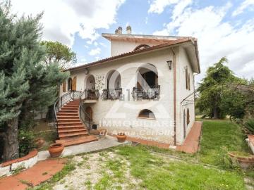 Cugnoli, Pescara Abruzzo, Abruzzo - Giardino