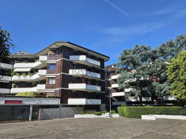 Appartamento in vendita di 260 m² in Via Paolo Thaon di Revel, 2