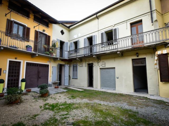 Appartamento in vendita di 260 m² in Via Torino, 64