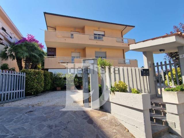 Appartamento in vendita di 260 m² in Via Vado del Sole, 12