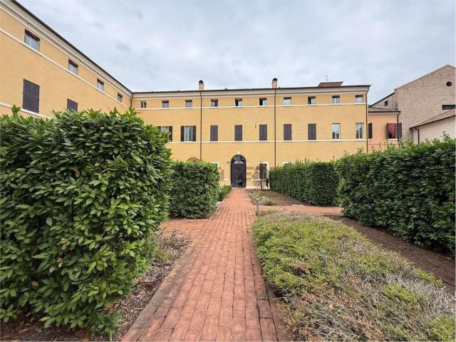 Appartamento in vendita di 260 m² in Contrada della Rosa, 23