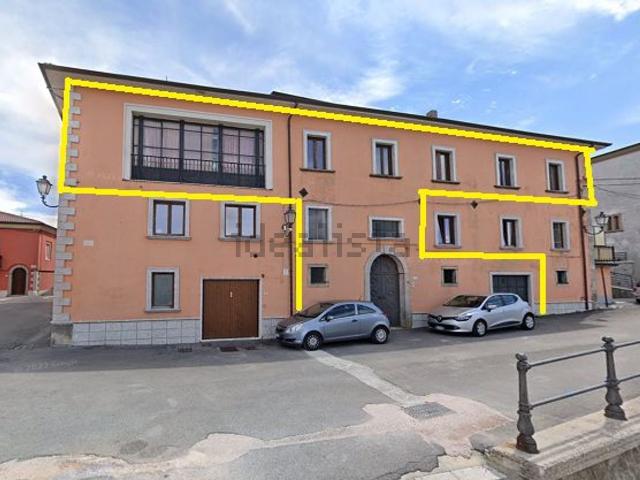 Appartamento in vendita di 260 m² in Corso Umberto I