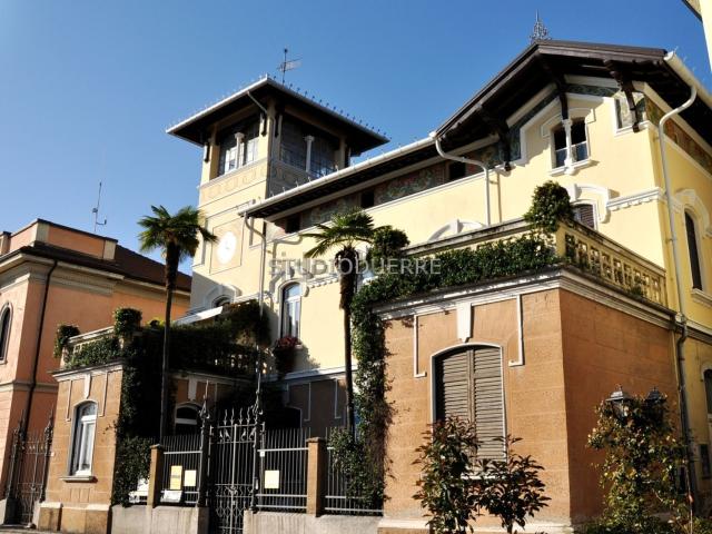 Appartamento in vendita di 260 m² in Piazza Garibaldi, 12