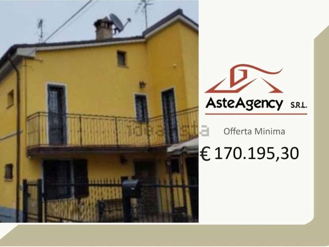 Appartamento in vendita di 262 m² in Via Domenico Troili, 12