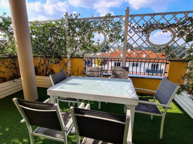 Appartamento in vendita di 262 m² in Via STOPPANI, 54