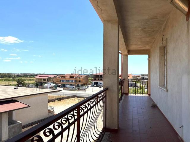 Appartamento in vendita di 263 m² in Via Carroccello