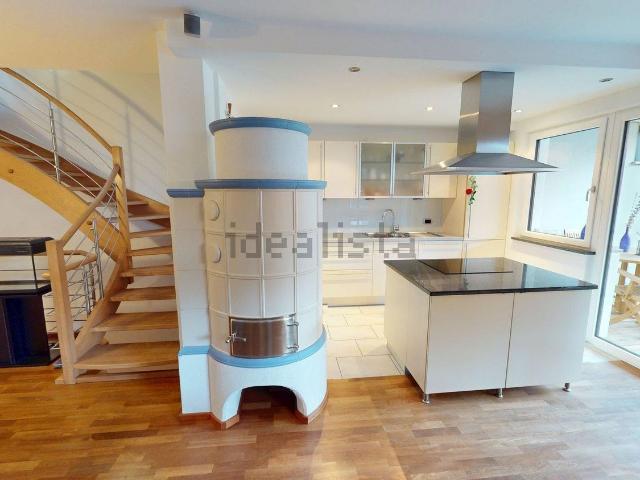 Appartamento in vendita di 263 m² in Via Plose
