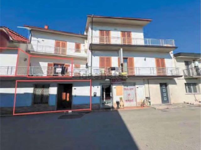 Appartamento in vendita di 263 m² in Via Roma