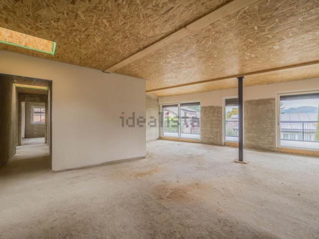 Appartamento in vendita di 267 m² in Via Molini