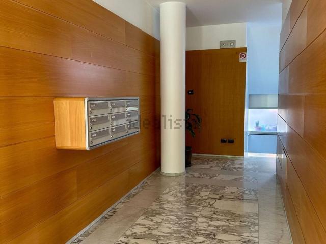 Appartamento in vendita di 267 m² in Via Marzanica, 7
