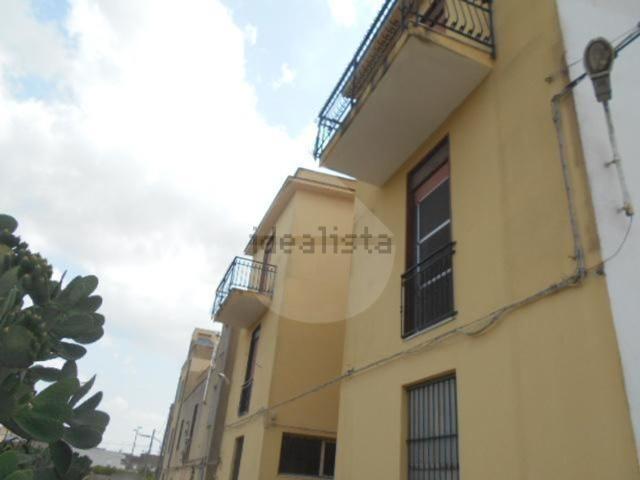 Appartamento in vendita di 268 m² in Via Alcamo, 3