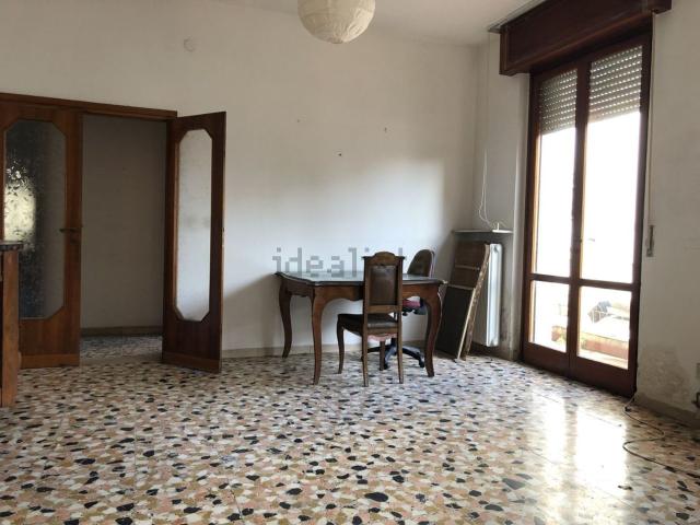 Appartamento in vendita di 268 m² in Piazza Francesco Domenico Guerrazzi