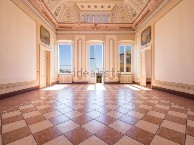 Appartamento in vendita di 269 m² in Via Fiume