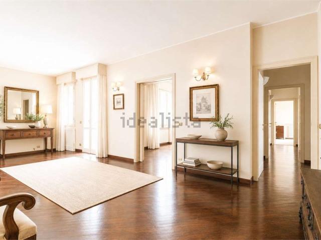 Appartamento in vendita di 269 m² in Via Trento e Trieste, 93