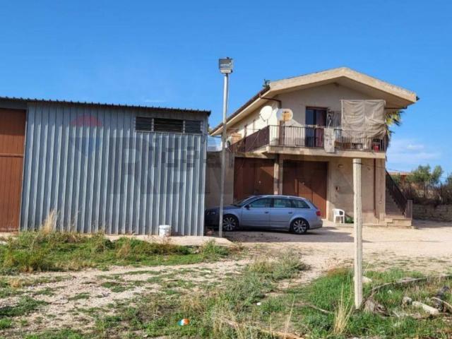 Appartamento in vendita di 270 m² in Via Berdia Vecchia