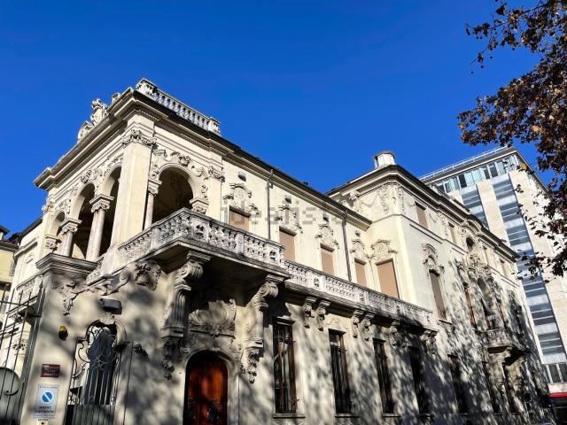Appartamento in vendita di 270 m² in Via Giuseppe Mazzini, 62