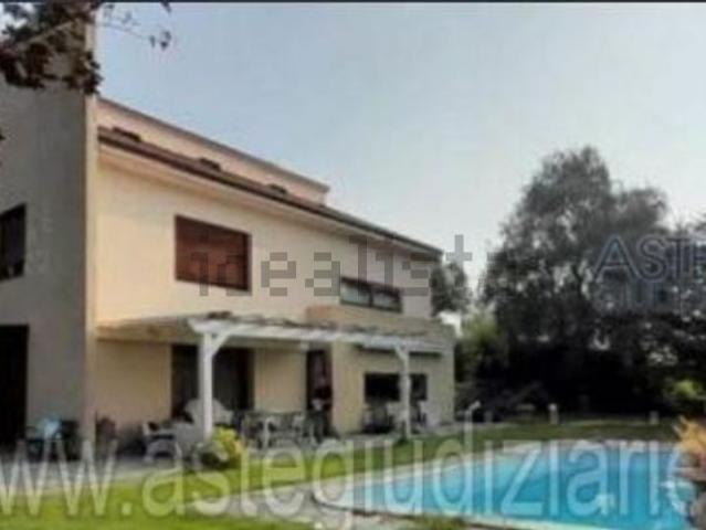 Appartamento in vendita di 270 m² in Via Mondo
