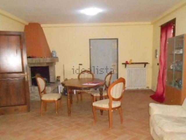 Appartamento in vendita di 271 m² in Via Cavallara, 48