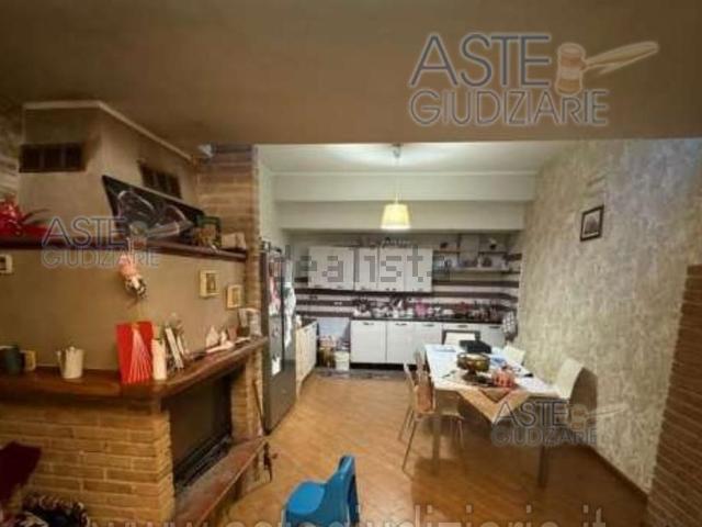 Appartamento in vendita di 271 m² in Via San Salvatore