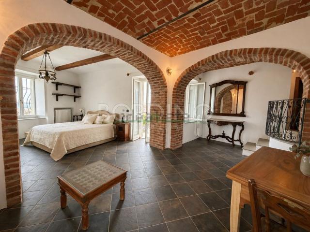 Appartamento in vendita di 273 m² in Corso Vittorio Alfieri
