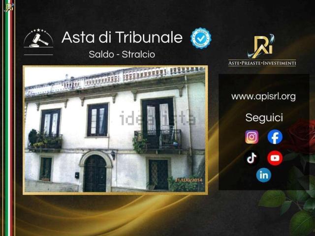 Appartamento in vendita di 274 m² in Via Della Cananea, 1
