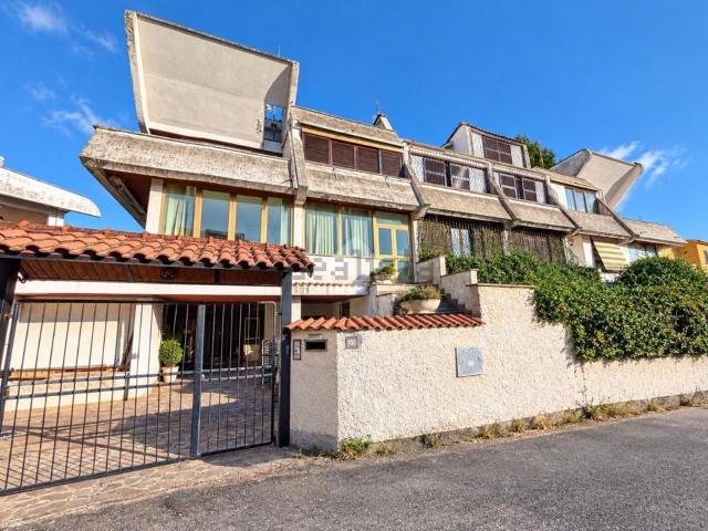 Appartamento in vendita di 274 m² in Via Romana, 33