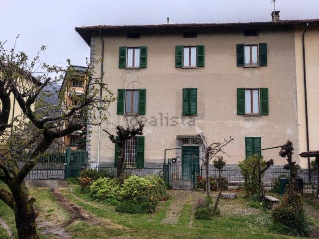 Appartamento in vendita di 275 m² in Via Castelletti, 24