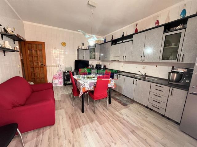 Appartamento in vendita di 275 m² in Via Fiume