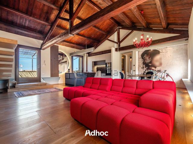 Appartamento in vendita di 275 m² in Via Nolfi, 33