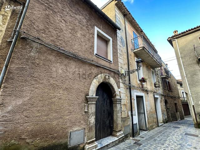 Appartamento in vendita di 275 m² in Via Roma