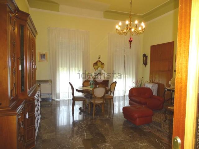 Appartamento in vendita di 277 m² in Corso Giuseppe Garibaldi, 180