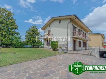 Appartamento in vendita di 278 m² in Via Giacomo Bonavia, 2