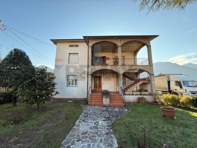 Appartamento in vendita di 279 m²