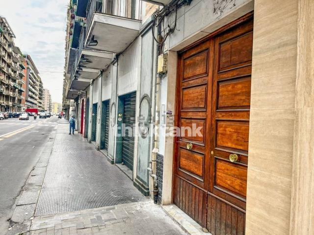 Appartamento in vendita di 280 m² in Via Giacomo Leopardi, 22