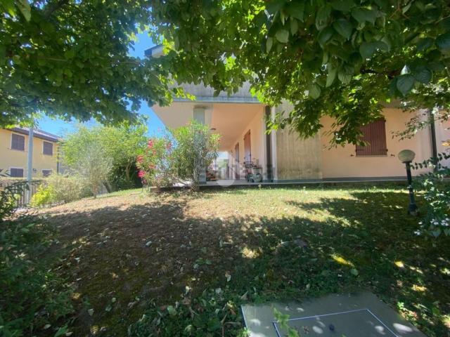 Appartamento in vendita di 280 m² in Via Edmondo de Amicis, 1